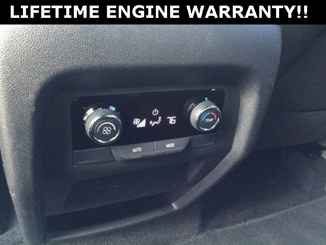 2025 Chevrolet Traverse AWD LT