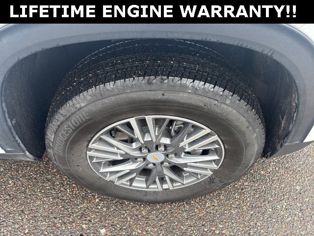 2025 Chevrolet Traverse AWD LT