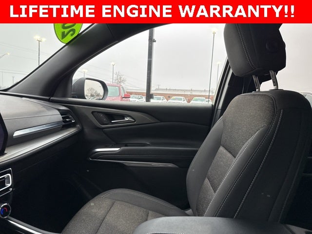 2025 Chevrolet Traverse LT 2LT