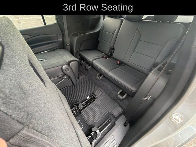 2025 Chevrolet Traverse LT 2LT