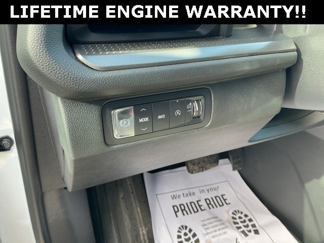 2025 Chevrolet Traverse LT 2LT