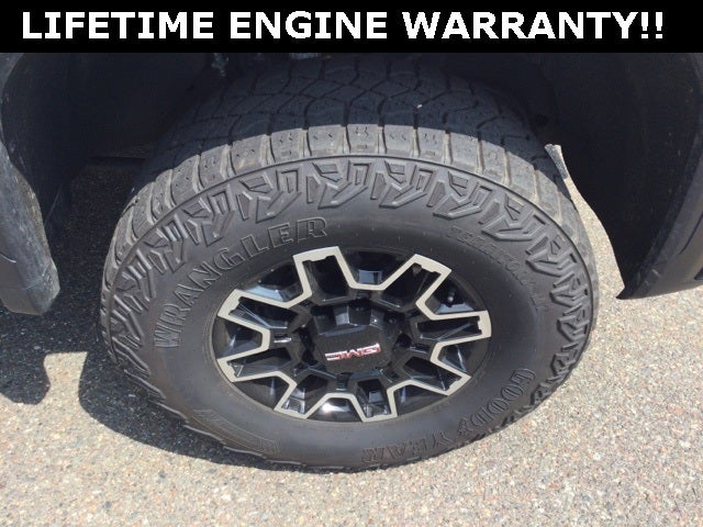 2024 GMC Sierra 2500HD 4WD Crew Cab Standard Bed AT4X