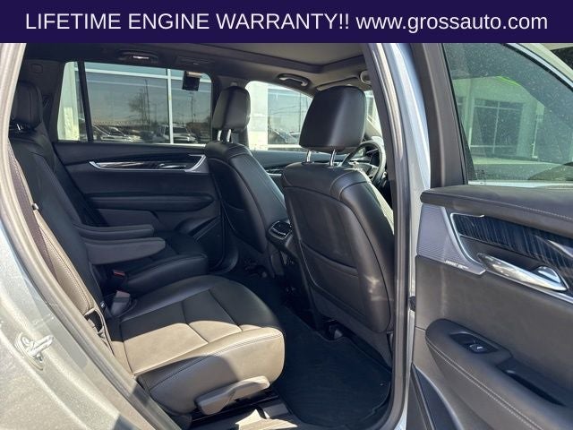 2025 Cadillac XT6 Premium Luxury
