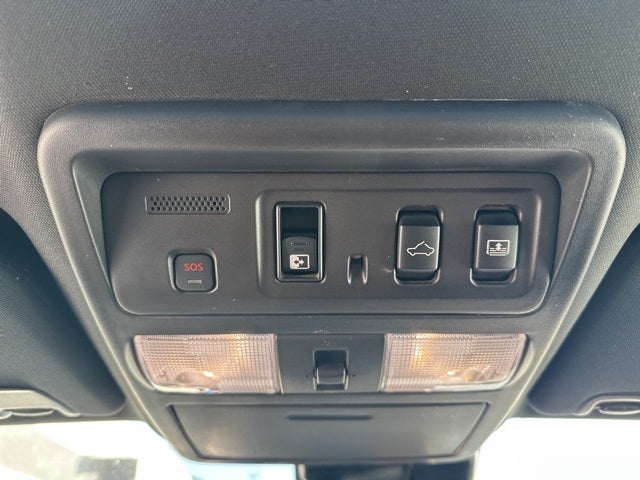 2021 Nissan TITAN Crew Cab PRO-4X 4x4