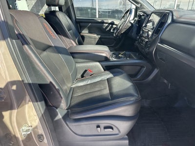 2021 Nissan TITAN Crew Cab PRO-4X 4x4