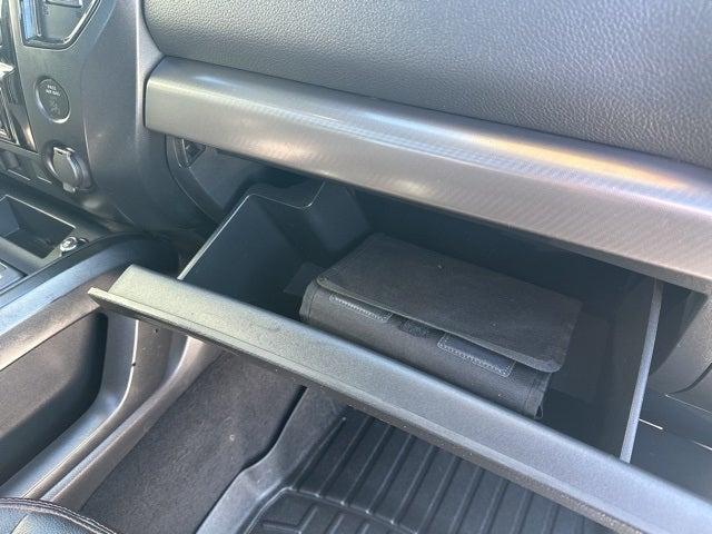 2021 Nissan TITAN Crew Cab PRO-4X 4x4