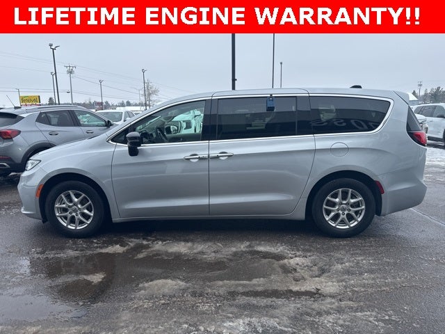 2024 Chrysler Pacifica Touring L