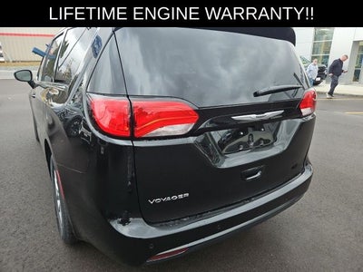 2026 Chrysler Voyager LX