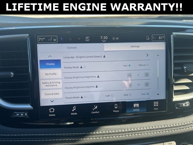 2026 Chrysler Pacifica Select