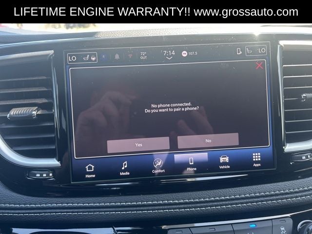 2026 Chrysler Pacifica Select