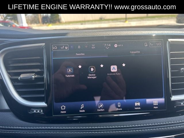 2026 Chrysler Pacifica Select