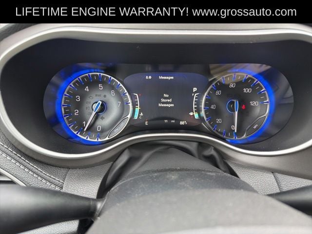 2027 Chrysler Pacifica Select