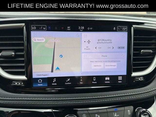 2027 Chrysler Pacifica Select