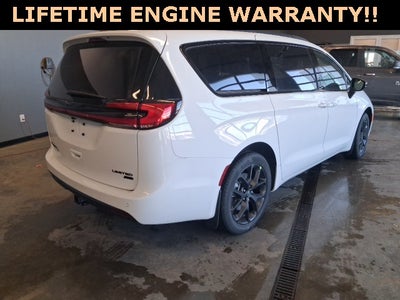 2026 Chrysler Pacifica Limited