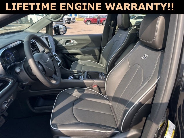 2026 Chrysler Pacifica PACIFICA LIMITED AWD