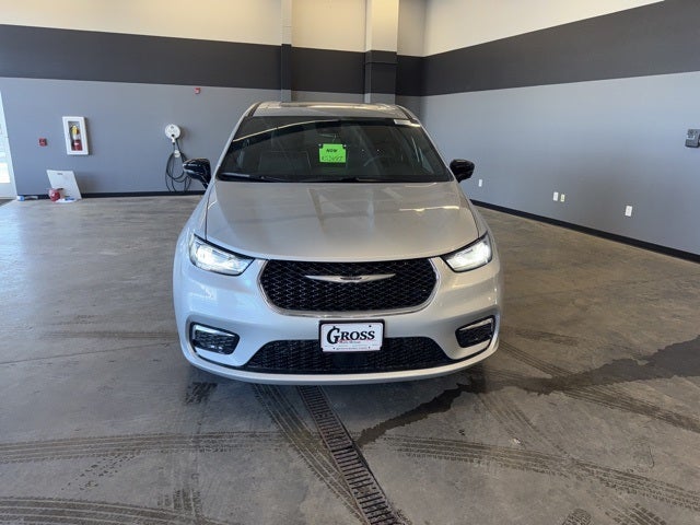 2026 Chrysler Pacifica PACIFICA LIMITED AWD