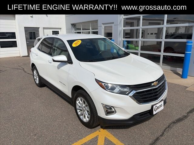 Used 2019 Chevrolet Equinox LT with VIN 2GNAXUEV3K6245873 for sale in Neillsville, WI