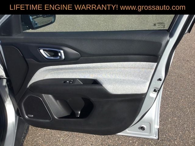 2026 Jeep Compass Base