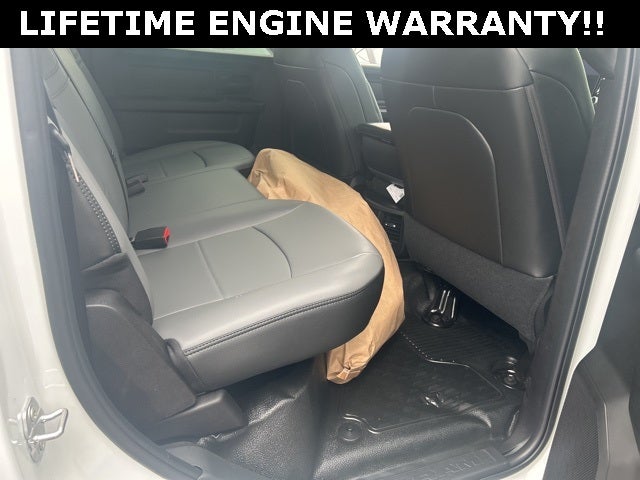 2026 RAM Ram 3500 Chassis Cab RAM 3500 TRADESMAN CREW CAB CHASSIS 4X4 60' CA