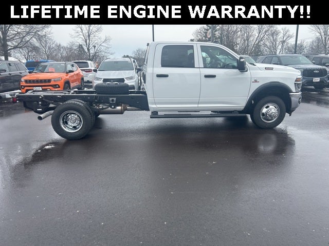 2026 RAM Ram 3500 Chassis Cab RAM 3500 TRADESMAN CREW CAB CHASSIS 4X4 60' CA