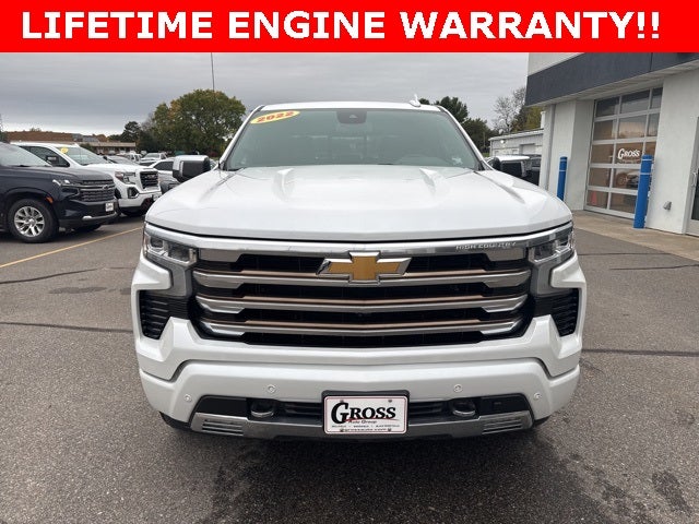 2022 Chevrolet Silverado 1500 4WD Crew Cab Short Bed High Country
