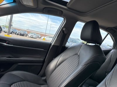 2018 Toyota Camry SE