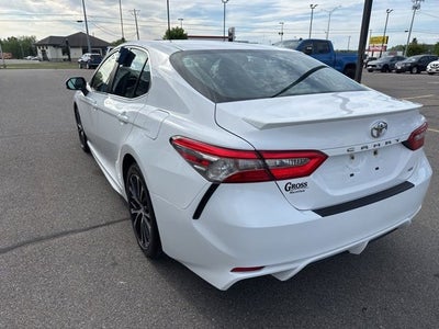 2018 Toyota Camry SE