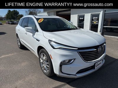 2023 Buick Enclave Essence