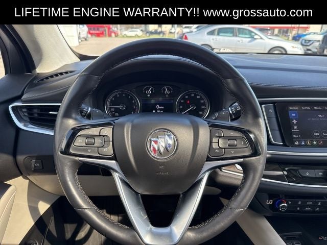 2023 Buick Enclave Essence
