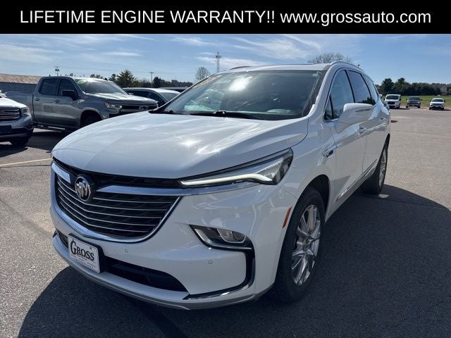 2023 Buick Enclave Essence