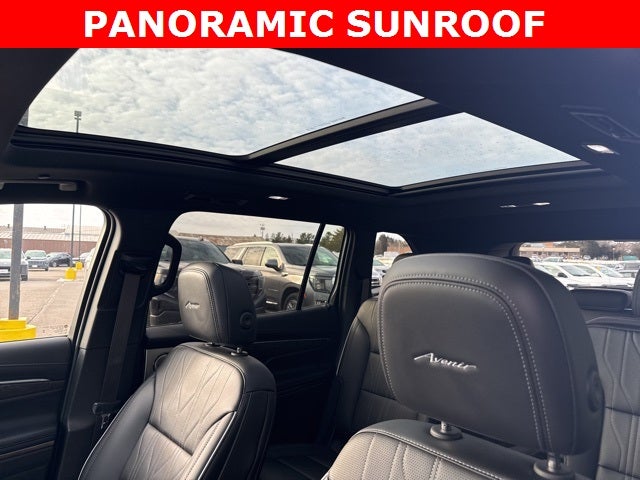 2025 Buick Enclave Avenir FWD