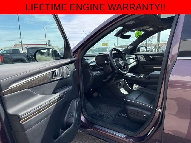 2025 Buick Enclave Avenir