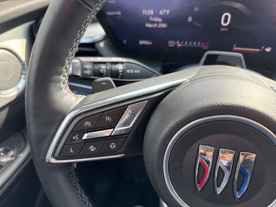 2025 Buick Enclave Avenir