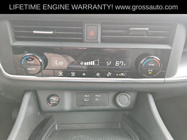 2025 Nissan Rogue SV