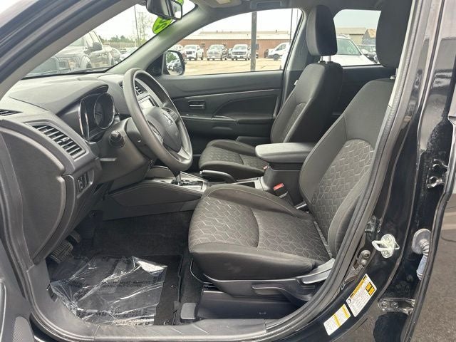 2024 Mitsubishi Outlander Sport 2.0 ES