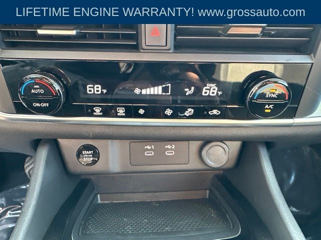 2025 Nissan Rogue SV